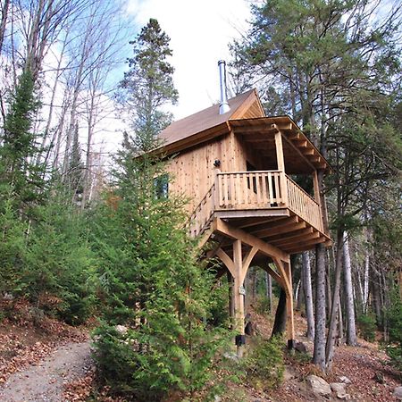 Les Cabanes Du Trappeur Wentworth-Nord Экстерьер фото